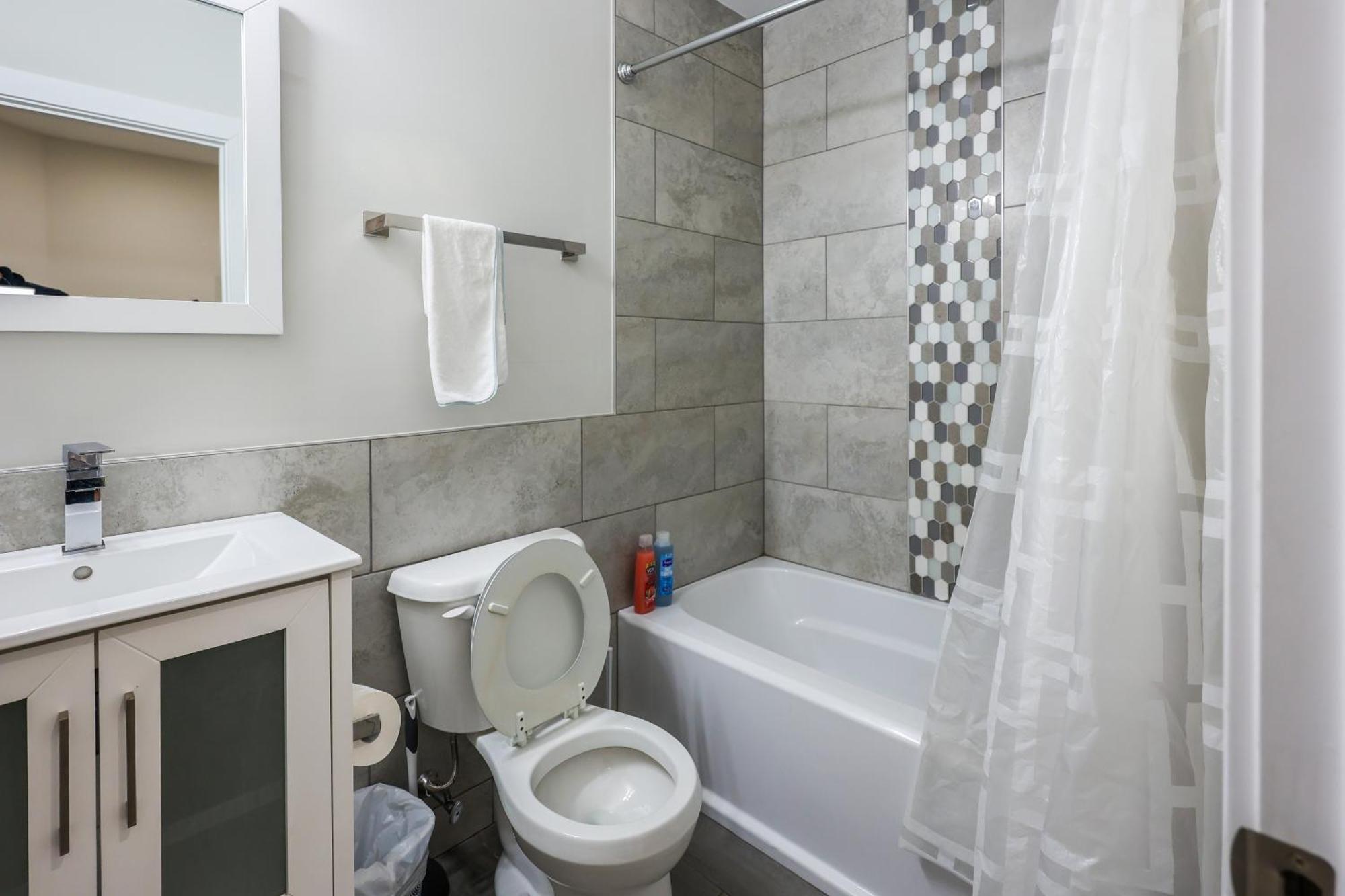 3bed3bath-temple-patio,parking0,esk,wd Apartamento Filadélfia